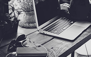 爱游戏电竞-炉石传说 新版本卡组打法层出不穷，炉石传说卡组分析